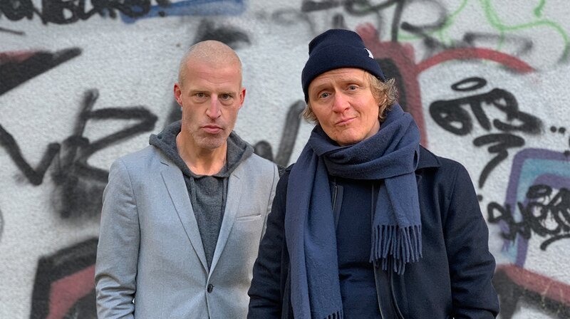 Benjamin von Stuckrad-Barre mit Pierre M. Krause. – Bild: SWR /​ ZDF