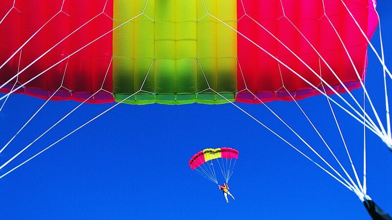 Parachute – Bild: Discovery Communications
