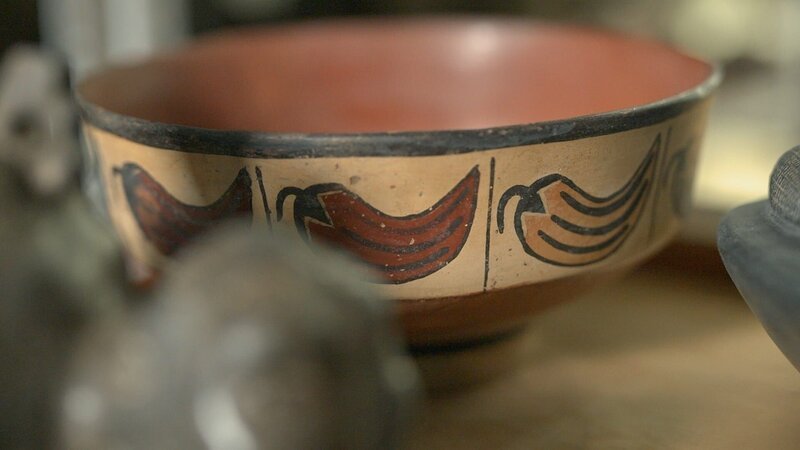 Die Inka nutzen die Ressourcen ihres riesigen Reichs und die Fähigkeiten seiner Bewohner für die Erzeugung handwerklicher Produkte, aber auch beim Anbau von Lebensmitteln. – Bild: ZDF und Pernel Media