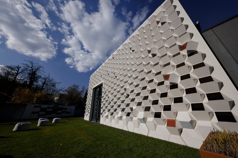 Kann Photovoltaik die Architektur bereichern? – Bild: ServusTV /​ Bilderfest