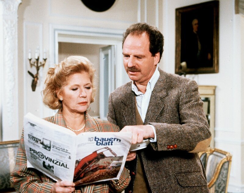 Christiane Hörbiger, Friedrich von Thun. – Bild: ORF/​ZDF
