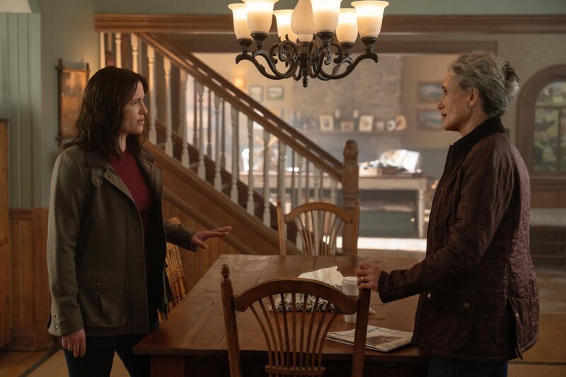 Kat Landry (Chyler Leigh, l.) und Del Landry (Andie MacDowell, r.) – Bild: RTL /​ Hallmark Media