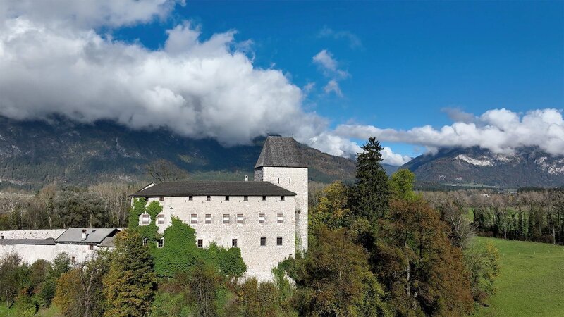 Burg Lichtenwerth. – Bild: Verlagshaus Hans Jöchler
