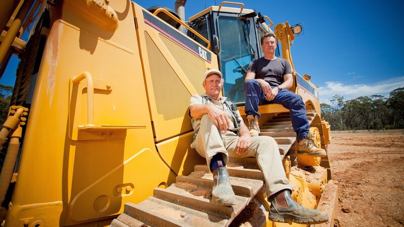 The newest team to join Aussie Gold Hunters: Victorian Diggers Mick Clark and Neville Perry. – Bild: Anthony Webster /​ 2. AW_MG_0138 /​ Electric Pictures Pty Ltd.