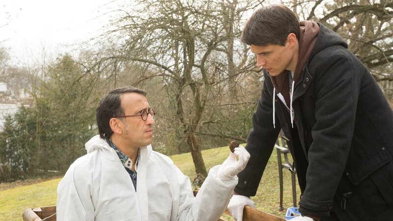 Hat Jan Arnaud (Mike Zaka Sommerfeldt, l.) endlich Beweismaterial gefunden, das auch Rico Sander (Benjamin Strecker) überzeugt? – Bild: ZDF und Markus Fenchel