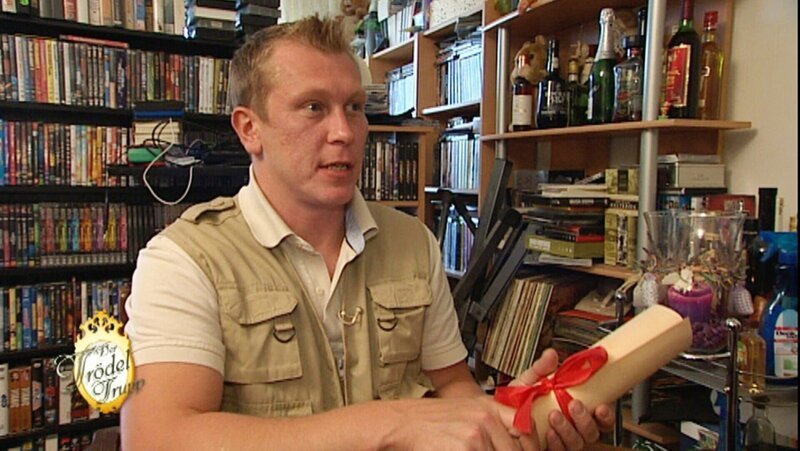 Die Stunde der Wahrheit ist gekommen … Trödelprofi Otto Schulte wird Peter gleich die Summe der verkauften Dinge präsentieren! – Bild: RTL II