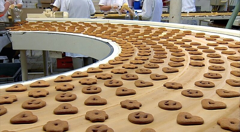 Lebkuchen Produktion. – Bild: ORF/​Seppia – Zinnober Film