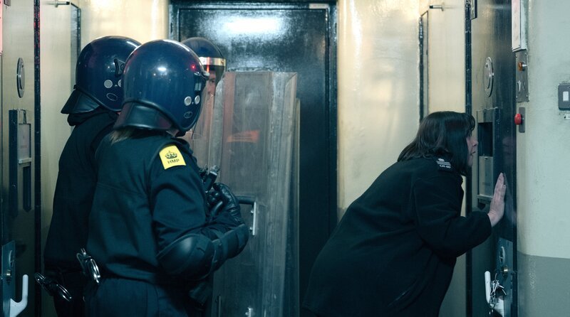 PO Martin (Lisa Millett) – Bild: WDR/​BBC Studios/​Sally Mais