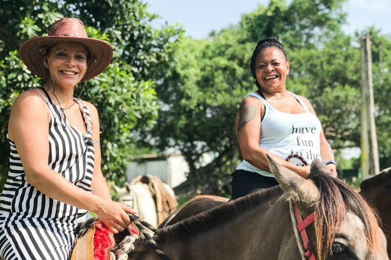 Meine fremde Heimat; Staffel 3; Folge 1 Brasilien; Lucia und Roberta im Pantanal – Bild: SRF
