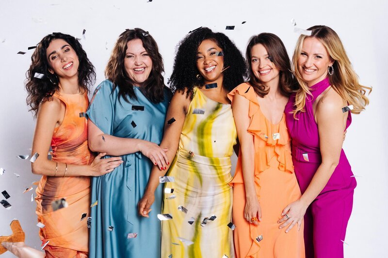 V.l.: Suri Abbassi (Leyla Öztürk), Sarah Victoria Schalow (Hanna Kern), Féréba Koné (Imani Okana), Amrei Haardt (‚Nathalie von Altenburg‘), Ania Niedieck (‚Isabelle Reichenbach‘) – Bild: RTL /​ Julia Feldhagen