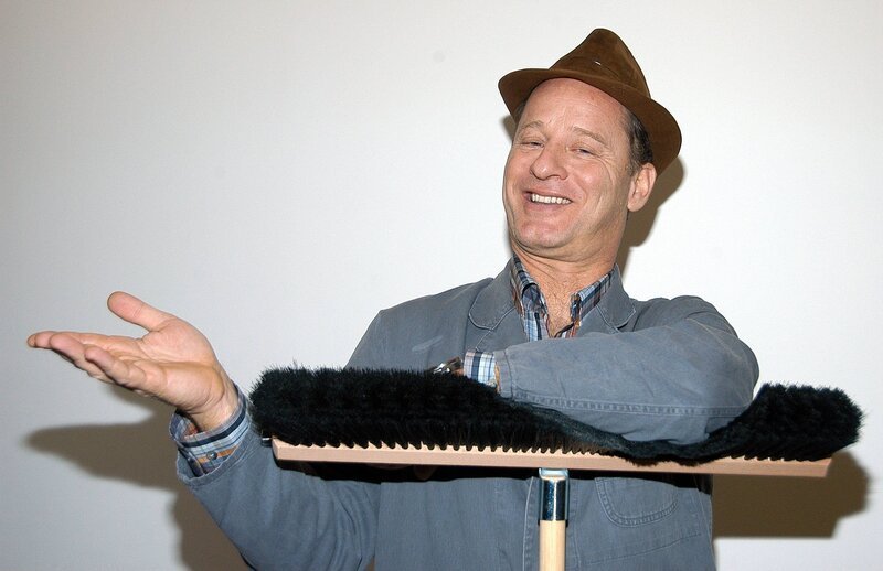 Hausmeister Krause (Tom Gerhardt) – Bild: Eventpress/​Mathias Krohn via www.imago-images.de /​ imago images /​ IMAGO /​ Mathias Krohn