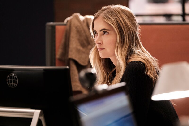 Ellie Bishop (Emily Wickersham) – Bild: Edward Chen /​ CBS /​ CBS ENTERTAINMENT /​ CBS Broadcasting Inc. All Rights Reserved.