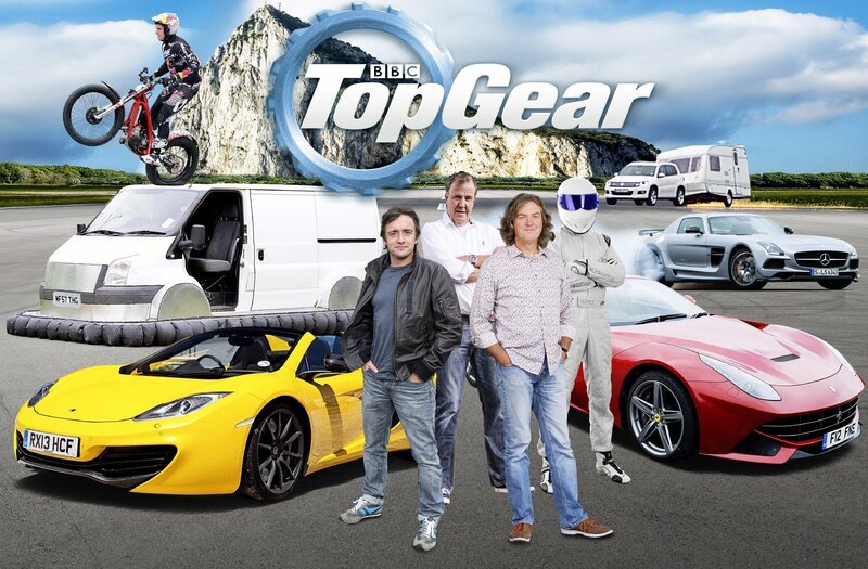 Artwork zur 20. Staffel von „Top Gear“ mit (v.l.:) Richard Hammond, Jeremy Clarkson, James May und The Sting. – Bild: MG RTL D /​ BBC
