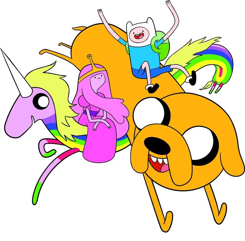 L-R: Lady Rainicorn (Niki Yang), Princess Bubblegum (Hynden Walch), Jake (John DiMaggio), Finn (Jeremy Shada) – Bild: Turner /​ CARTOON NETWORK