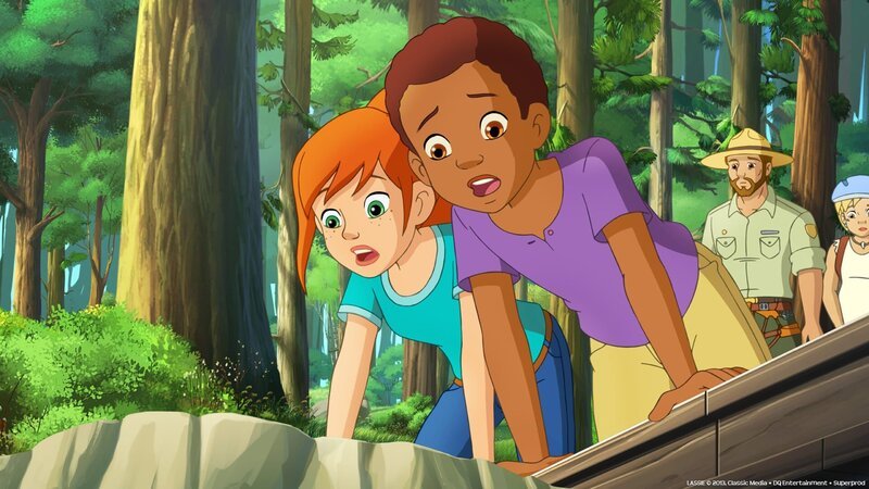 Mary ist bei dem Versuch die Hündin Lassie zu retten in eine Stromschnelle geraten. Zoe und Harvey schauen voller Entsetzen zu. – Bild: ZDF/​Classic Media/​DC Entertainment/​Superprod