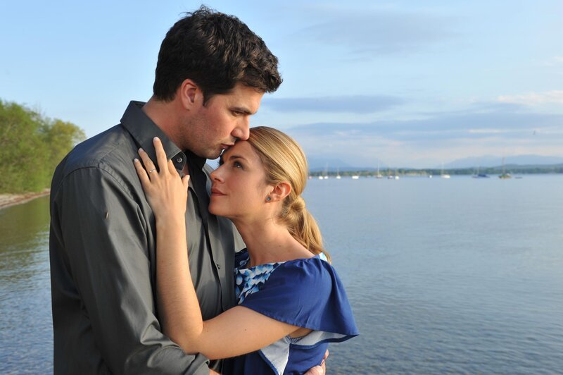 Konstantin (Moritz Tittel, l.); Marlene (Lucy Scherer, r.) – Bild: ProSiebenSat.1 Media SE