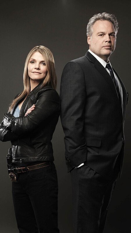 Detective Alexandra Eames (Kathryn Erbe), Detective Robert Goren (Vincent D'Onofrio) – Bild: MG RTL D / NBC Universal Detective Alexandra Eames (Kathryn Erbe), Detective Robert Goren (Vincent D'Onofrio) – Bild: MG RTL D / NBC Universal