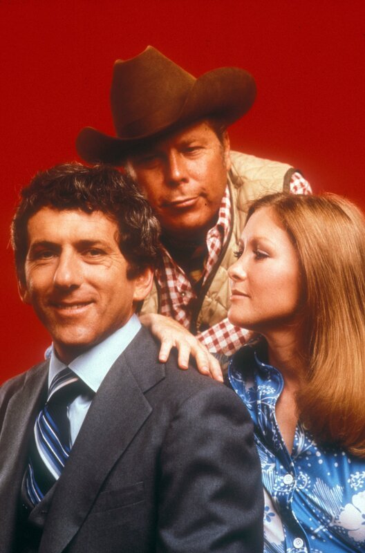 WESTDEUTSCHER RUNDFUNK KÖLN Petrocelli v.l.n.r. Tony Petrocelli (Barry Newman), Pete Ritter (Albert Salmi) und Maggie Petrocelli (Susan Howard). – Bild: WDR/​Paramount Global Content Dis /​ WDR Kommunikation/​Redaktion Bild