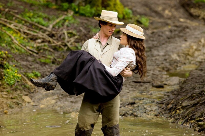 Tess Durbeyfield (Gemma Arterton) und Angel Clare (Eddie Redmayne) – Bild: AXN White