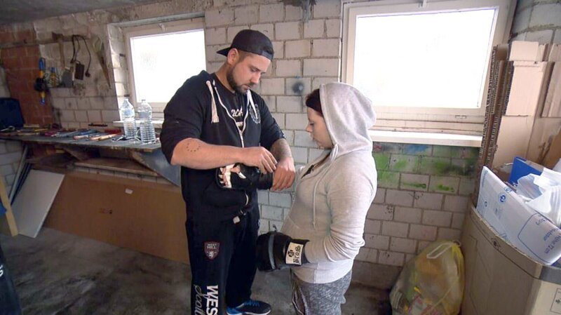 Vanessas Mann Ricardo (Foto) will mit Tauschmutter Jana (19) boxen – Bild: RTL II