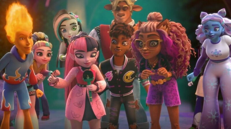 Das Leben der menschlichen Clawdeen (2. v. re.) wird völlig auf den Kopf gestellt, als sie die Monster High entdeckt. Eine Schule, auf der alles möglich ist. – Bild: Mattel