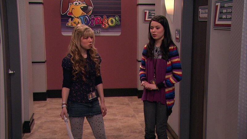 v.li.: Sam Puckett (Jennette McCurdy), Carly Shay (Miranda Cosgrove) – Bild: Paramount