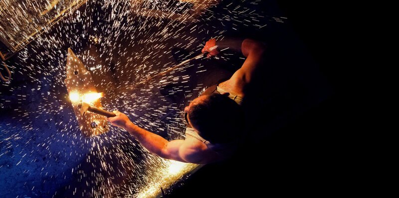 Wettkampf der Waffenschmiede – Artwork – Bild: A&E Television Networks Lizenzbild frei