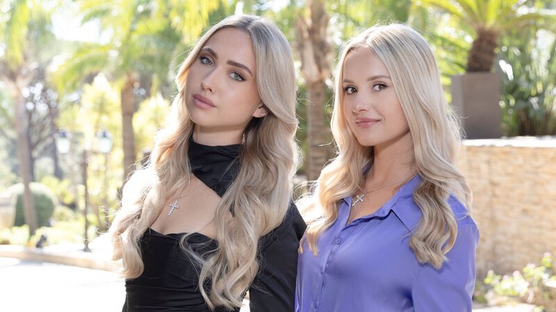 Shania und Davina Geiss – Bild: RTLZWEI /​ Severin Schweiger
