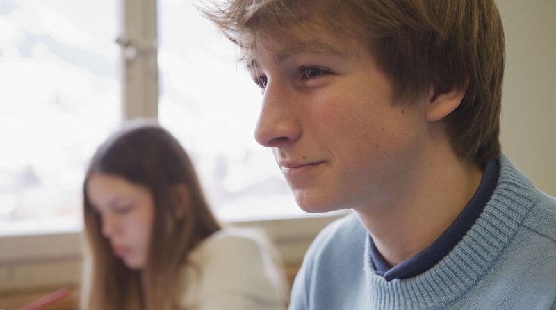Andras, Schüler an Le Rosey – der exklusivsten und teuersten Schule der Welt. – Bild: WDR/​erzaehlfabrik /​ WDR Kommunikation/​Redaktion Bild