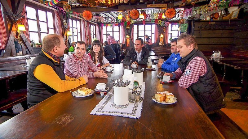 Harry Prünster im Alpengasthaus Eichtbauer, bei Fam. Lentsch. – Bild: ORF III