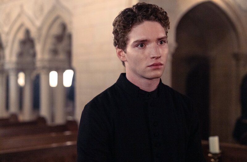 Raphael Arbuthnot (Charlie Cain). – Bild: WDR/​All3Media International Ltd./​Christopher Barr