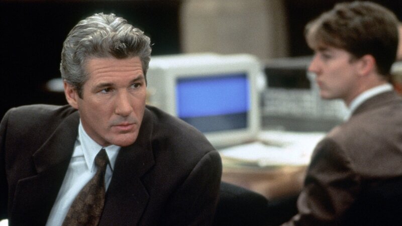 Martin Vail (Richard Gere) ist ein ambitionierter Anwalt, der vor allem seine Karriere in den Vordergrund stellt. Er hofft seinen Bekanntheitsgrad mit Hilfe der Betreuung eines neuen Falls steigern zu können. – Bild: ZDF und Ron Phillips