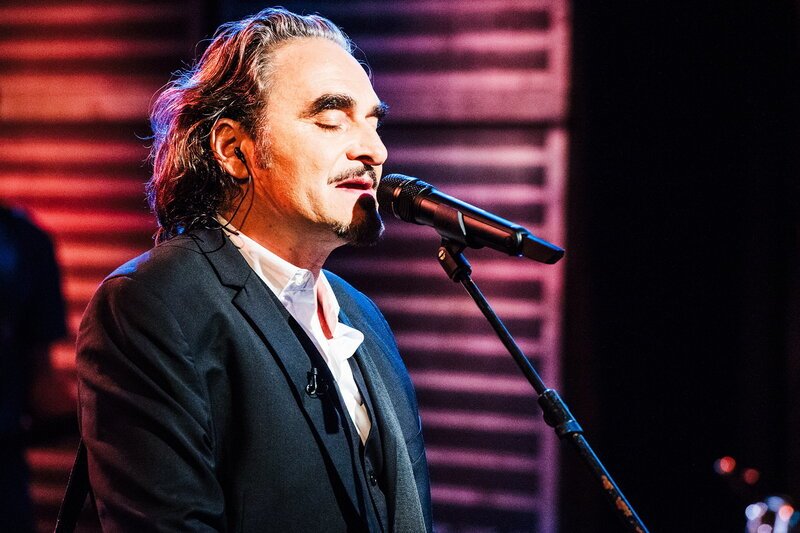 Gredig direkt – «Unsicherheit, Angst, Beschränktheit – Das ist mein Business»; 100% Schweizer Musik – Polo Hofer & Friends; Stephan Eicher. – Bild: SRF1