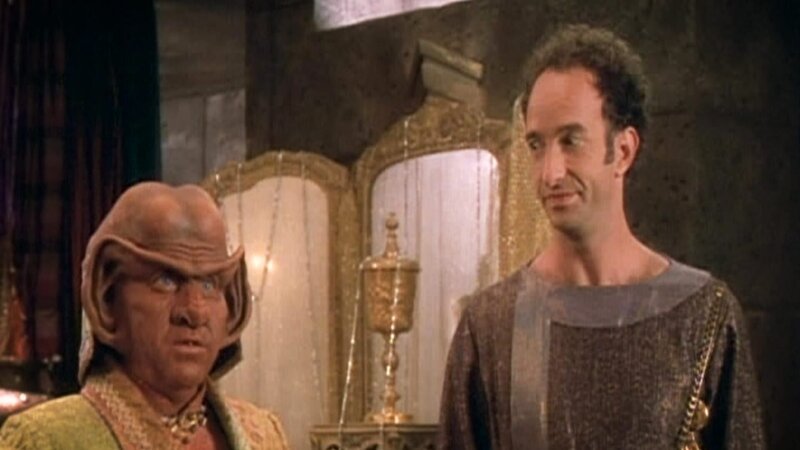 Kol (Leslie Jordan) und Kafar (Rob LaBelle) – Bild: Tele 5