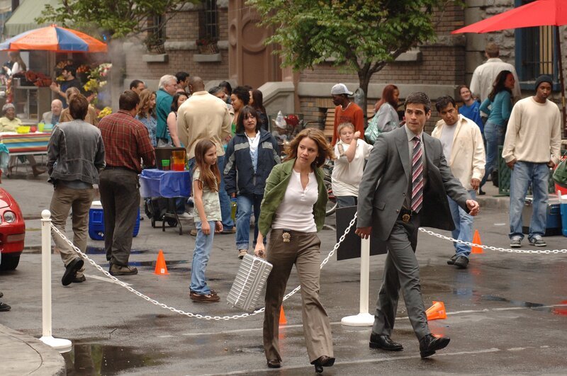 Lindsay Monroe (Anna Belknap) und Don Flack (Eddie Cahill) – Bild: c2006 CBS BROADCASTING INC. ALL RIGHTS RESERVED.