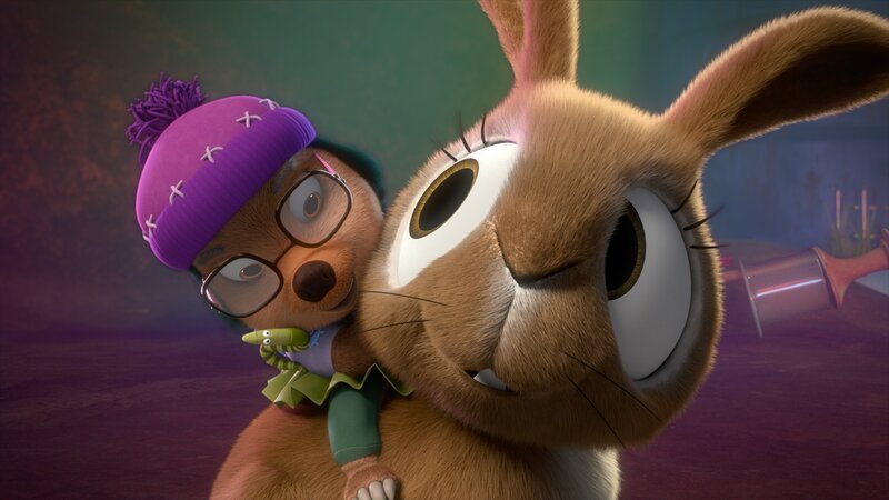 Auf ihrer Reise durch die Zeit trifft Dotty ein bezauberndes Lebewesen, das ihr hilft, zurück in die Gegenwart zu finden. – Bild: MAX Hungary