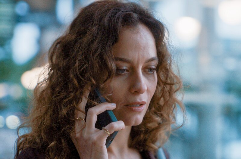 Anna Romano wird von Gaia Messerklinger gespielt. – Bild: hugofilm features/​RSI