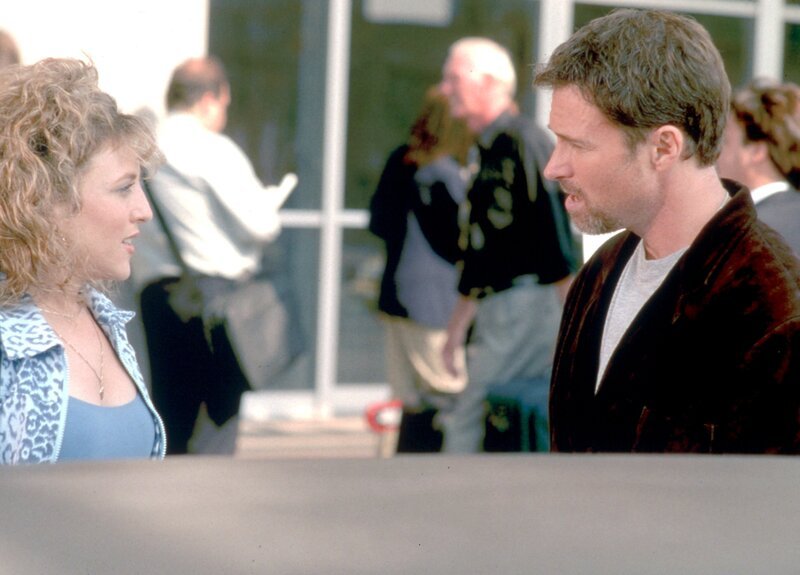 Bitty Schram, Tim Daly. – Bild: ORF/​Universal