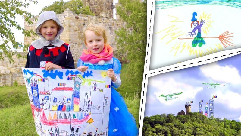 Lucas und Julia zeigen ihr Burgbild. – Bild: KiKA/​Motion Works GmbH