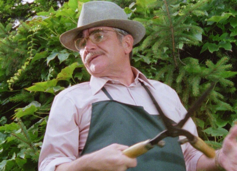 Undercover im Mädchenpensionat: Ruedi Walter als Max Männdli – Bild: SRF