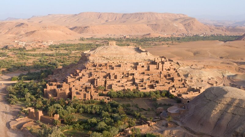 Einige der Gebäude gehen bis auf das 17. Jahrhundert zurück. Selbst Hollywood dreht aufgrund der spektakulären Szenerie in dieser Gegend. – Bild: ZDF und arte und Ashley Meneely