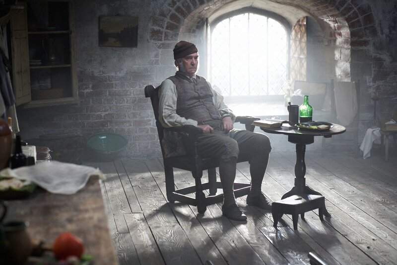 Mr. Dorrit (Tom Courtenay) – Bild: BBC