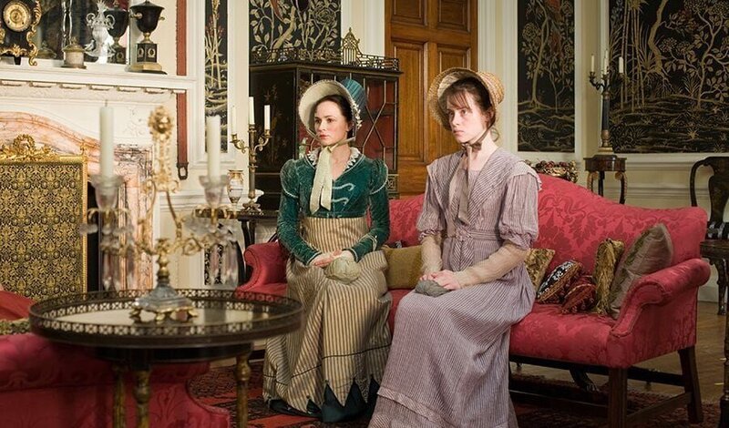 Emma Pierson, Claire Foy – Bild: BBC