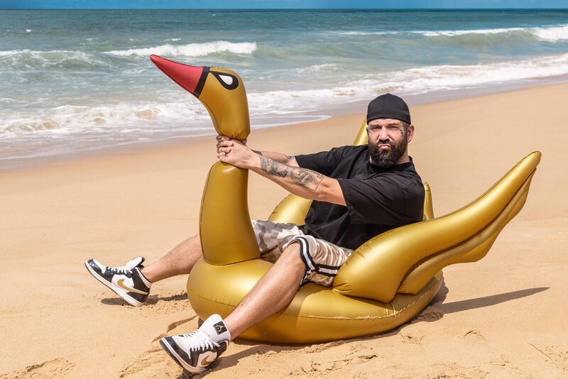 Chris Manazidis – Bild: Joyn /​ Tan Nian Xing