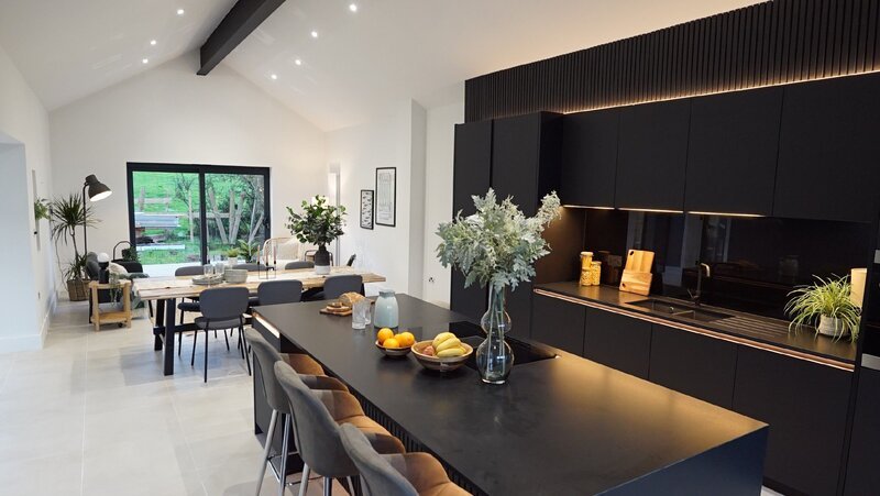 Haus von Carly und Mike – Bild: RTL