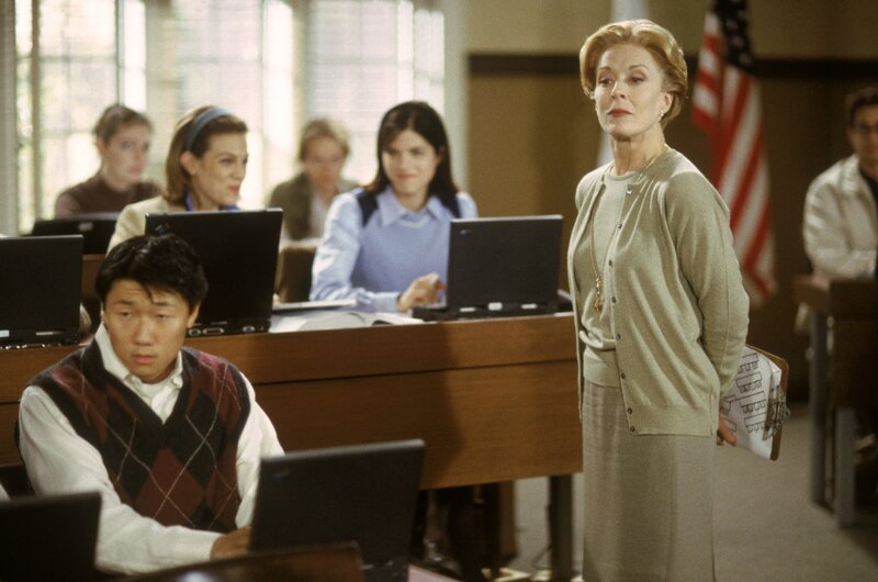 Professor Stromwell (Holland Taylor, re.) – Bild: METRO-GOLDWYN-MAYER PICTURES INC.