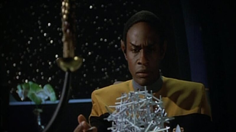 Lt. Tuvok (Tim Russ) – Bild: Tele 5