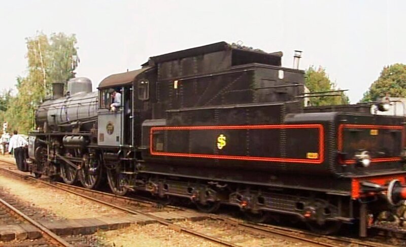 NL Schnellzuglok – hergestellt in Schweden. – Bild: SWR