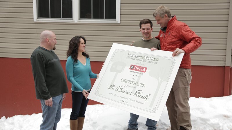 The Baines family are the lucky winner of the ‚Treehouses‘ contest, Jim Thorpe, Pennsylvania. – Bild: Animal Planet /​ Discovery Communications, Inc.