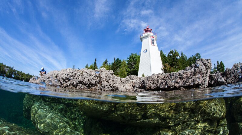 Auf dem Huronsee liegen 30.000 Inseln – mehr als auf jedem anderen See der Welt. – Bild: NDR/​Terra Mater Studios/​GL Films Ontario Inc.